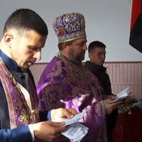 Священник образив матір захисника: 