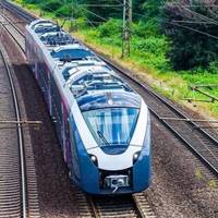 Квитки на надпопулярний поїзд до Польщі різко подорожчають уже за лічені дні: скільки доведеться платити