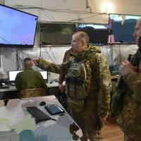 Окупанти наступають по всьому фронту: Сирський заявив про складну ситуацію на Сході