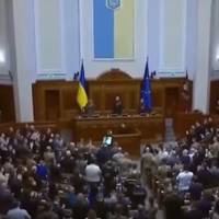 Як депутати виїжджають з України від війни, а дехто не повертається: топ скандалів