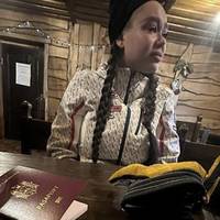 СБУ відшукала російську блогерку Маслову у Карпатах. Її мають видворити