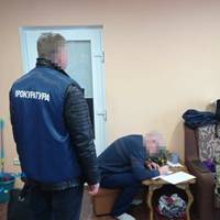Житель Дніпропетровщини обдурив батька загиблого військового: чоловік втратив мільйони