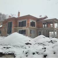 Гринкевичі сховали від слідчих маєток — розслідування