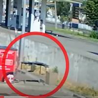 Скандал у Києві: прокурор задіяв зв'язки, щоб посадити волонтера на 8 років через килимки зі смітника