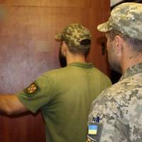 Кабмін дозволив військкоматам працювати цілодобово