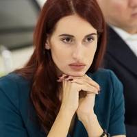 Євгенія Емеральд зізналась, хто зараз утримує двох її дітей та маму
