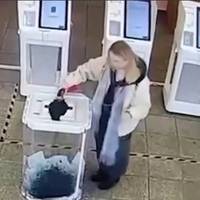 Вибори в рф: росіяни підпалюють дільниці та заливають урни зеленкою