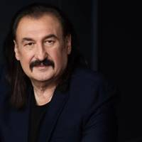 Степан Гіга переспівав свій хіт 