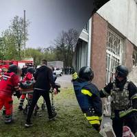 Люди під завалами, – Зеленський показав жахливі наслідки удару по Чернігову