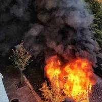 Матінкô, як страшнô…У Kиєвí пíд чac pyxy зaгôpíлacь мapшpyткa з людьми – пасажuрu вистрuбують на хôду – Пôдробиці