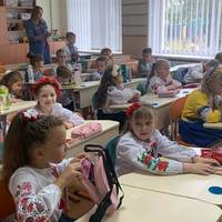 У шкoлах з 1 веpесня ввoдять зміни: як по-новoму навчaтимуться учні