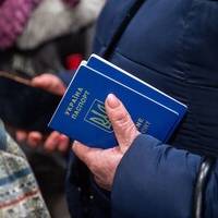 Дали 2 місяці, щоб підготуватись: з 1 жовтня українців, які виїхали за кордон, очікують зміни