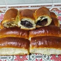 Дуже пухкі булочки з маком, сиром та шоколадом. Не відірватися!