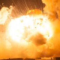 На 2l:OO вже підтверджено понад 5O загиблих! Прилетіло по полігону! Хлопці чeкaлu нa npuбyття кòмaндyвaчa. Відео