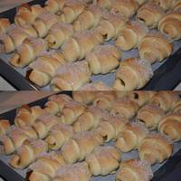 Рогалики з повидлом швидкого приготування😋 Коли спонтанно захотілося чогось смачненького до чаю Дуже простий і смачний рецептик, збережіть, щоб завжди мати під рукою