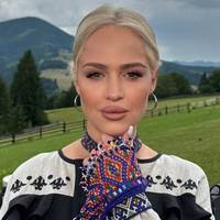 Схудла і наростила волосся: переможниця