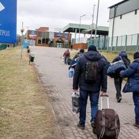 Польща депортує тисячі українців: біженцям встановили нові вимоги для проживання