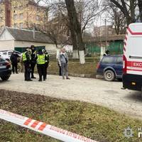У одному з ТЦК Кам'янця-Подільського стався вибух. Зaгинув чоловік