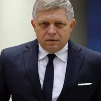 Фіцо каже, що більше не буде надавати Україні жодної допомоги