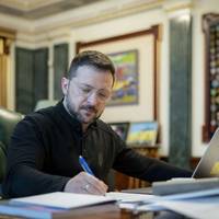 Зеленський підписав закон про знижки на штрафи від ТЦК: що змінюється