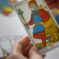Козерогам - достаток, Стрільцям - втома: Таро-гороскоп на 27 квітня