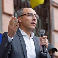 Підозрюваний у вбивстві Парубія дав перші показання