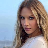 Хвора Леся Нікітюк показалася із татом, на якого дуже схожа: 