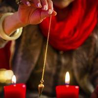 Чому звертатися до ворожок — тяжкий гріх і яка за це кара: священник пояснив