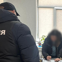 Службовицю ТЦК викрили на вимаганні грошей у матері загиблого військового