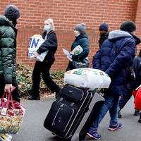 До тисячі євро і більше: які виплати отримують українські біженці у Європі