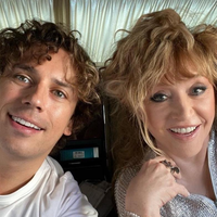 Галкін вперше за довгий час показався з 76-річною Пугачовою: її не впізнати