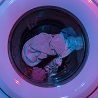 Ви ще не перете з сіллю? Ось вам декілька причин, чому вам варто це робити