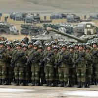 В окупованому Криму рф одночасно поховала сто російських військових – Генштаб