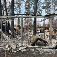 Харчишин показав, що залишилося від його будинку після ворожого обстрілу, і попросив допомогти військовим