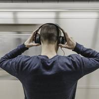 Заборонити російську музику на радіо та ТБ: у Раді зареєстрували законопроєкт