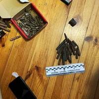 На Житомирщині чоловіки на місці падіння літака ЗСУ викрали боєкомплект і табельну зброю загиблого пілота